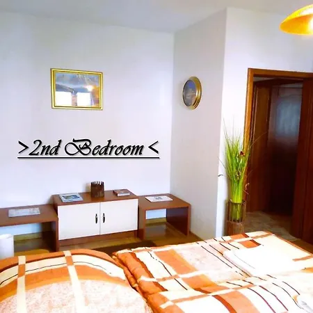 House White Stone Split Apartment Podstrana Room photo