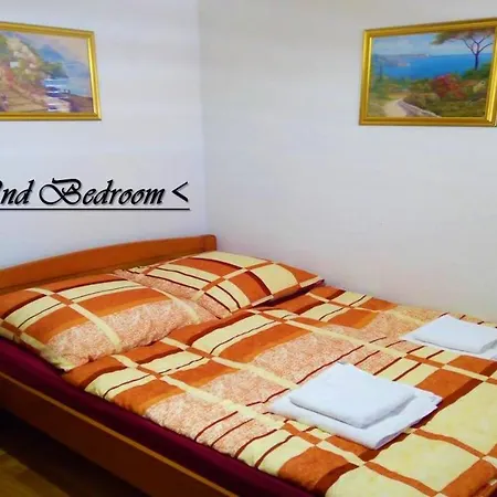 House White Stone Split Apartment Podstrana Room photo