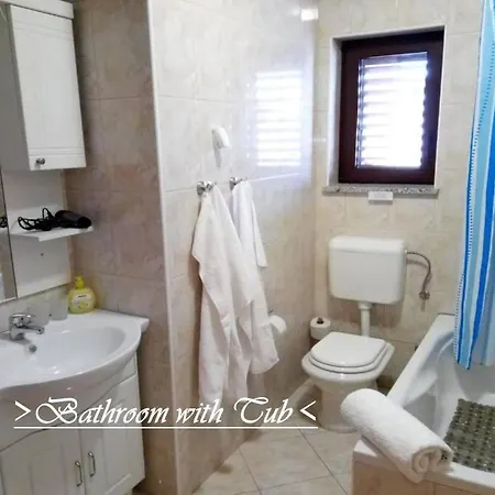 House White Stone Split Apartment Podstrana Room photo