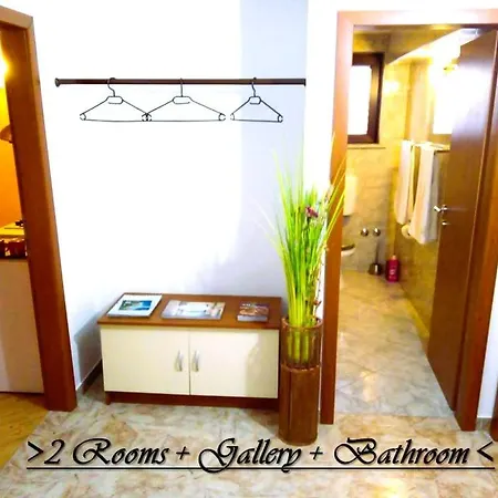 House White Stone Split Apartment Podstrana Room photo