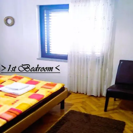 House White Stone Split Apartment Podstrana Room photo