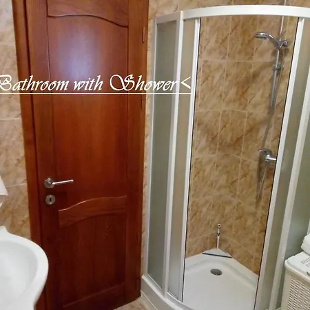 House White Stone Split Apartment Podstrana Room photo