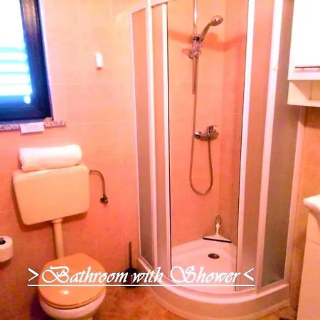 House White Stone Split Apartment Podstrana Room photo