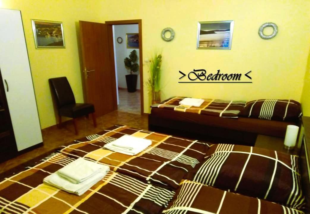 House White Stone Split Apartment Podstrana